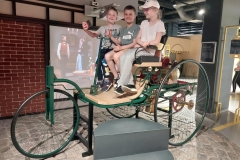 7de187bb-1ab5-4249-9e9b-477c73038601