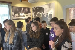 bdc89bea-ec81-494c-ab29-451f717c1cc4