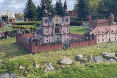 570e3ee7-edad-4fe6-8c8c-f9eab422c5a0