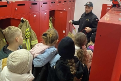 19001673-6ffd-438a-b8d3-d5a630a13c01