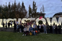 6d8bf413-919e-41c4-8b73-265a73d241bb